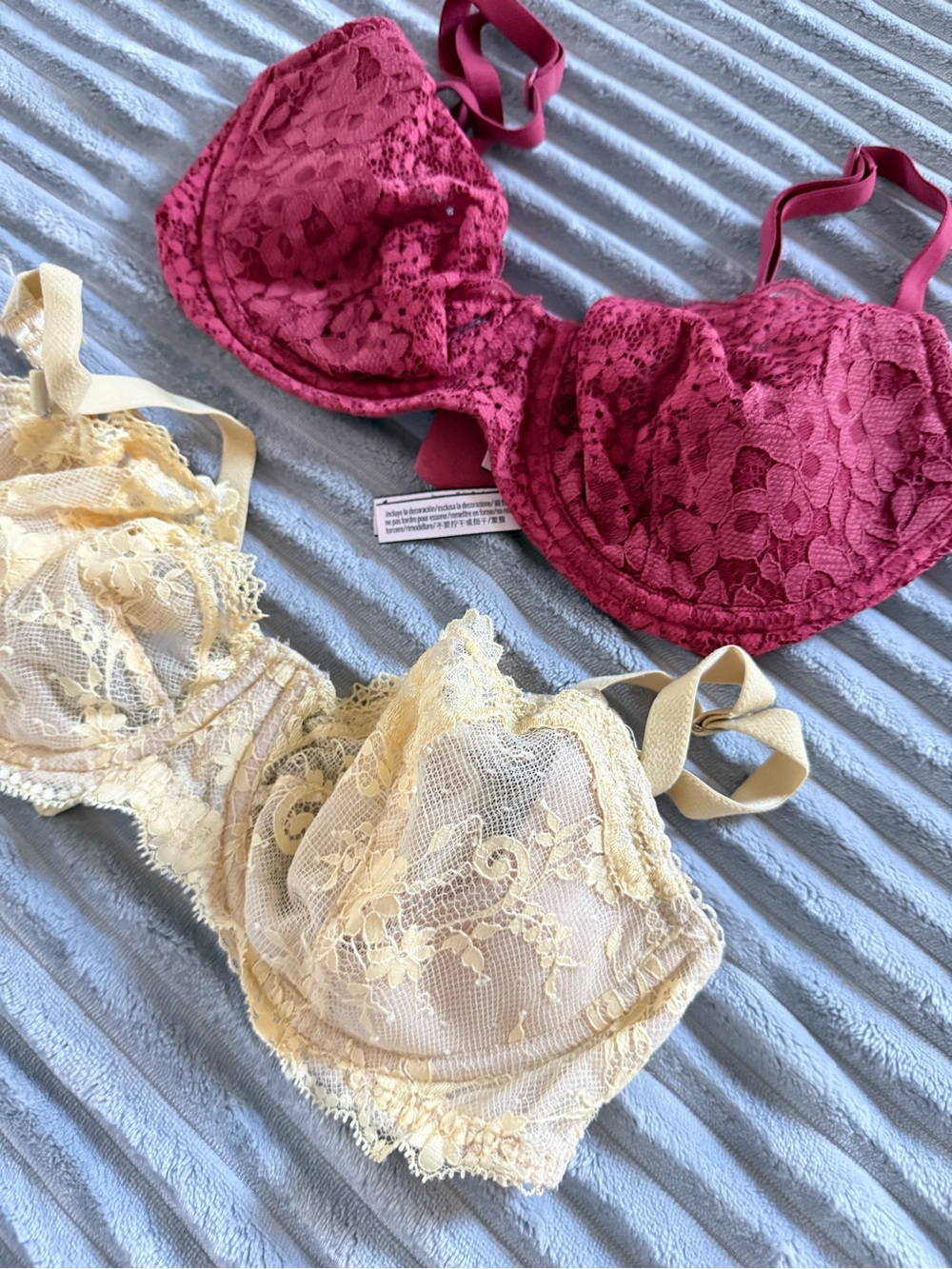 Lace Underwire Bra - Burgundy and yellow